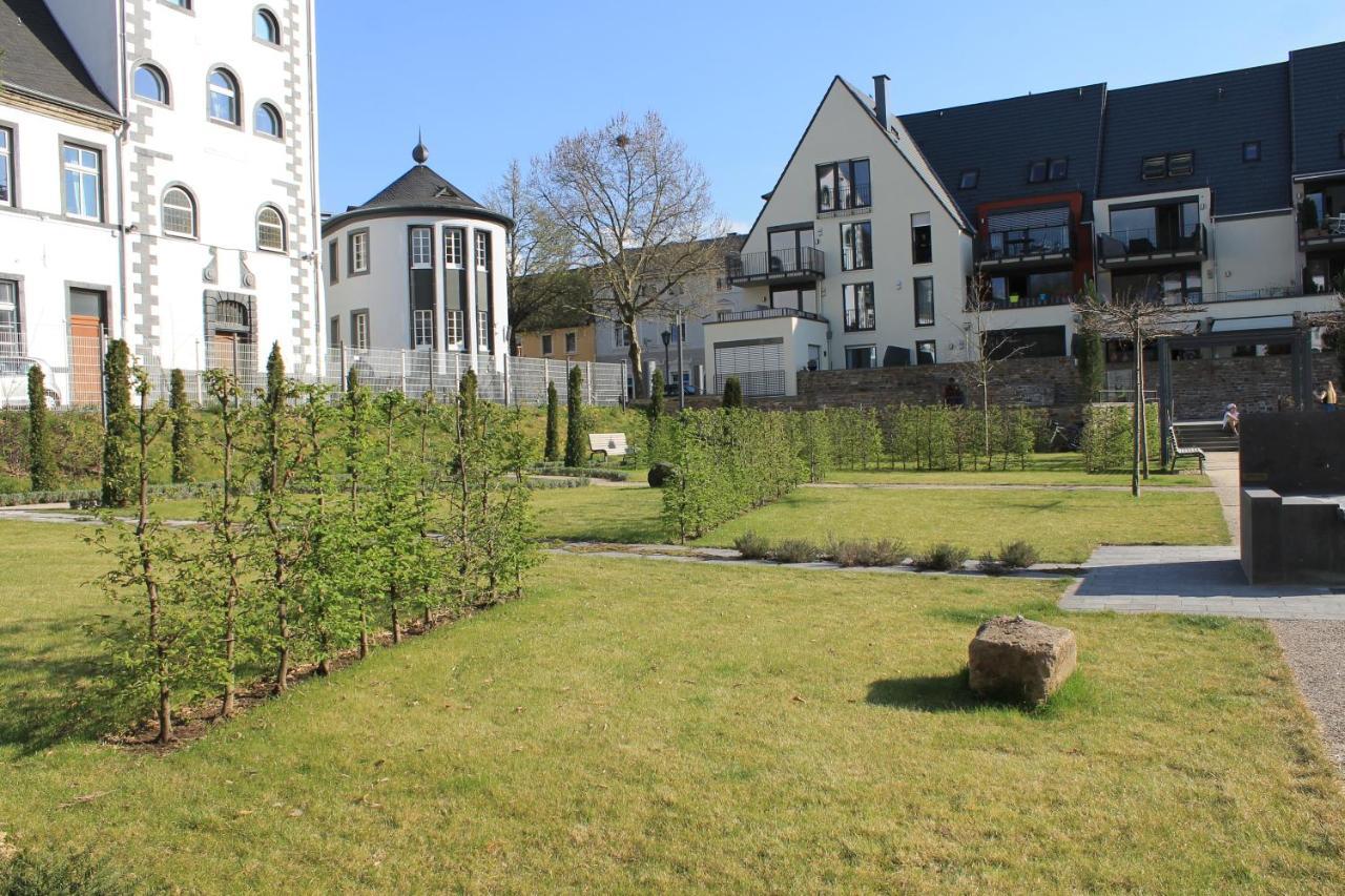 Fe Wo Am Alten Rathaus Andernach Esterno foto