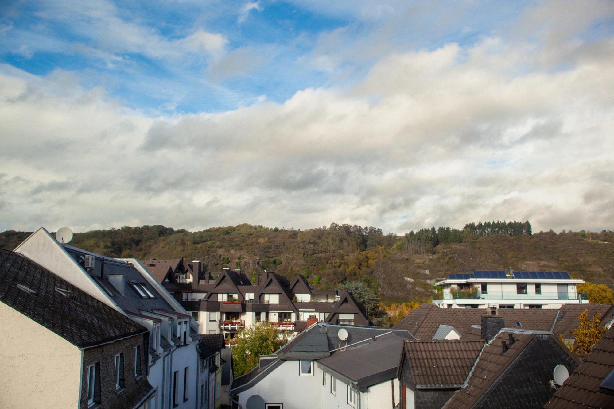 Fe Wo Am Alten Rathaus Andernach Esterno foto